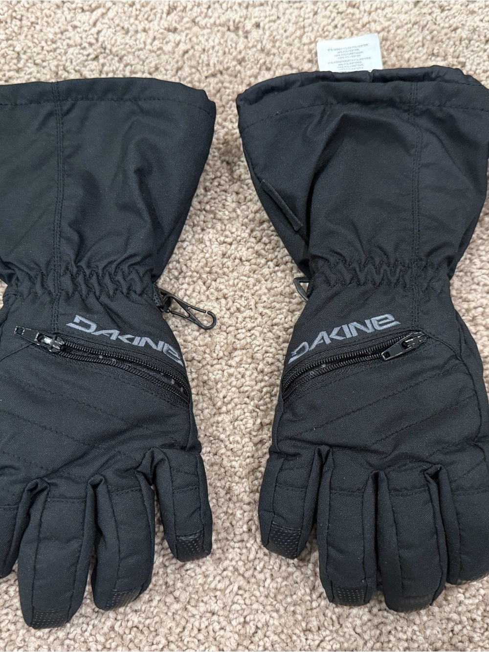 Dakine Black Winter Snow Gloves with Zipper Pocket